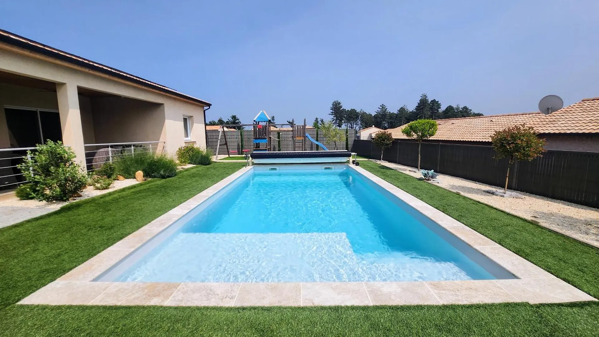 En Ardeche Villa L'Olympe Climatisee Avec Sa Piscine Privee Et Chauffee Joyeuse